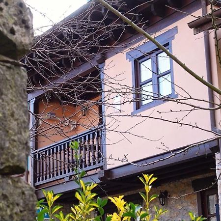 فيلا El Balcon Del Horreo Piloña المظهر الخارجي الصورة