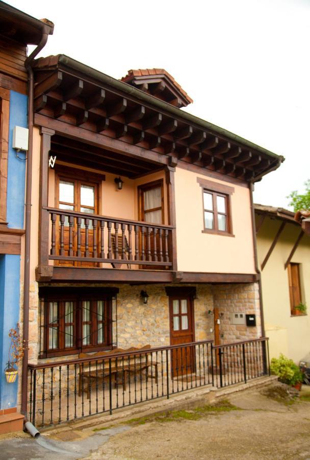 فيلا El Balcon Del Horreo Piloña المظهر الخارجي الصورة